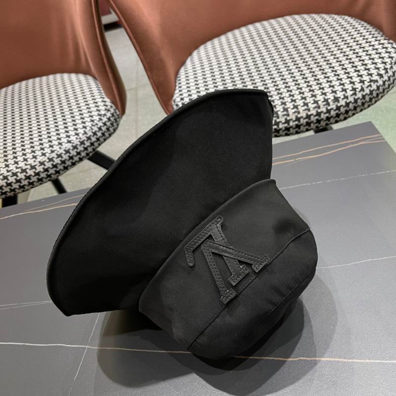 LV hat (20)